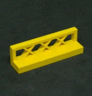 Lego plot 1 x 4 x 1 - žlutý