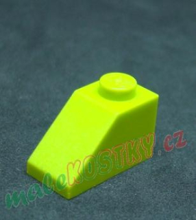 Lego šikmá kostka 45° 2x1 světle zelená - lime