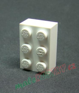 Lego kostička 2x3 bílá 