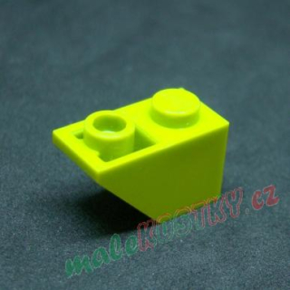 Lego šikmá kostka inverted 45 2x1 světle zelená - lime