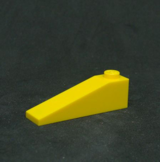Lego šikmá kostka 18° 4x1 - žlutá