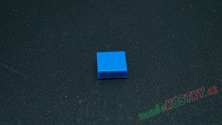 Lego destička hladká 1x1 modrá