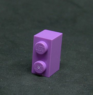 Lego kostička 1x2 středně levandulová
