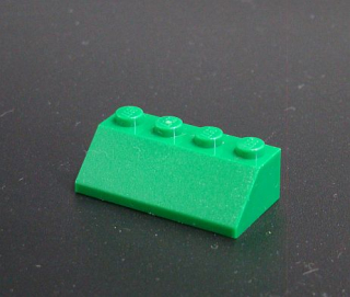 Lego šikmá kostka 45° 2x4 zelená