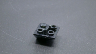 Lego šikmá kostka 45 2x2  - černá