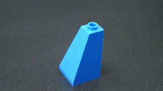 Lego kostička šikmá 75 2x2 - rohová - modrá