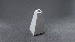 Lego kostička šikmá 75 2x2 - rohová - tmavě šedá - dark bluish gray