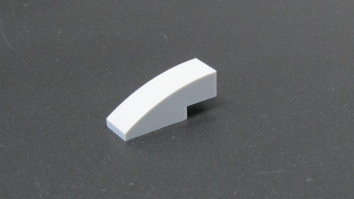 Lego zaoblená kostička 3x1 - světle šedá - light bluish gray