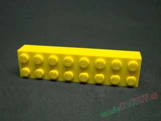 Lego kostička 2x8 žlutá 
