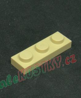 Lego destička 1x3 béžová