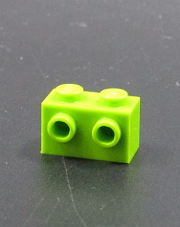 Lego kostička speciální 1x2 s nopy - světle zelená - lime