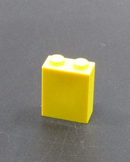 Lego kostička vysoká 1x2x2 - žlutá