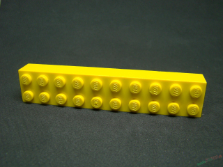 Lego kostička 2x10 žlutá 