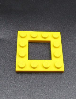 Lego destička 4x4 s výřezem - žlutá