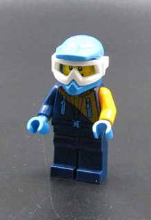 Lego figurka - řidič sněžného skůtru