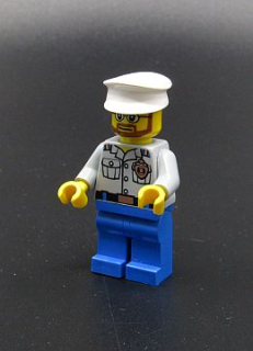 Lego city figurka - kapitán - PRASKLÉ TĚLO