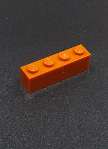 Lego kostička 1x4 tmavě oranžová