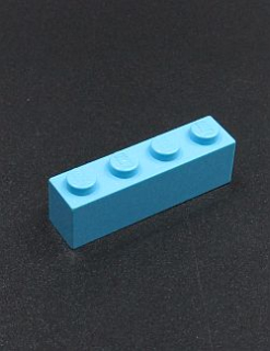 Lego kostička 1x4 středně azurová